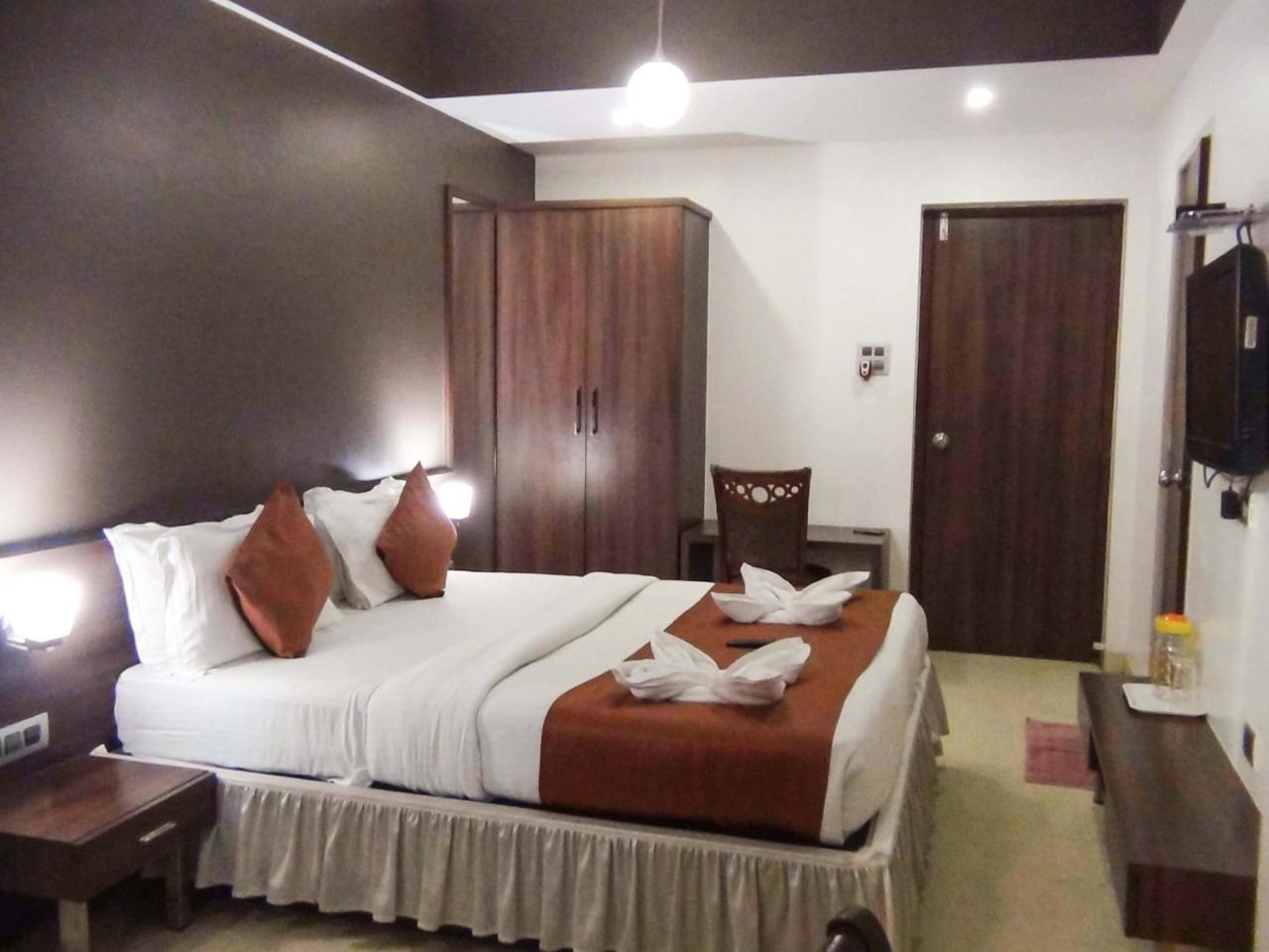 Hotel Imperial Executive, Andheri Mumbai Dış mekan fotoğraf
