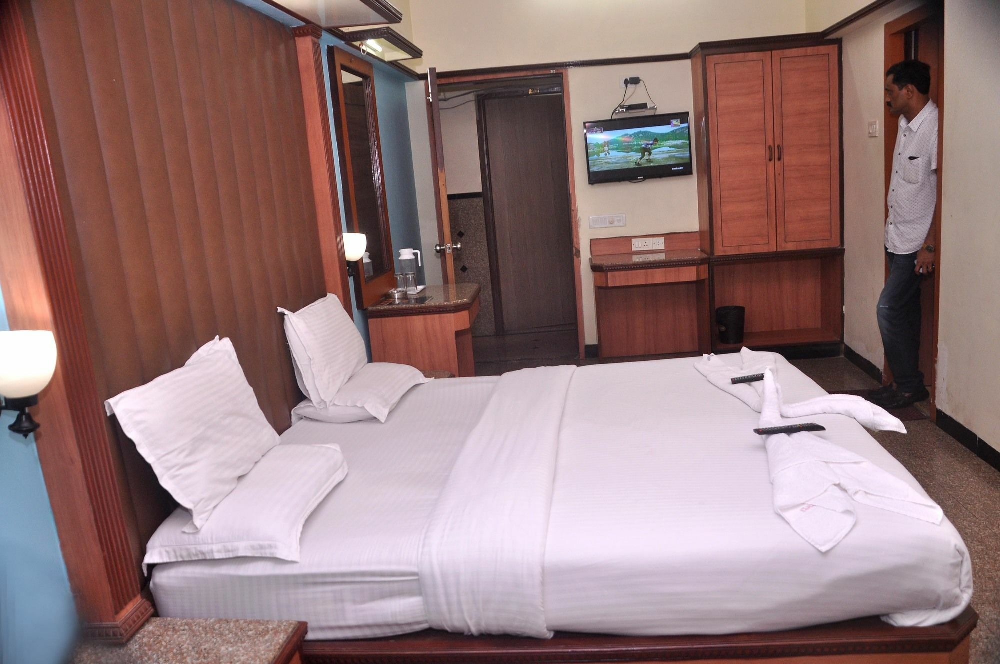 Hotel Imperial Executive, Andheri Mumbai Dış mekan fotoğraf